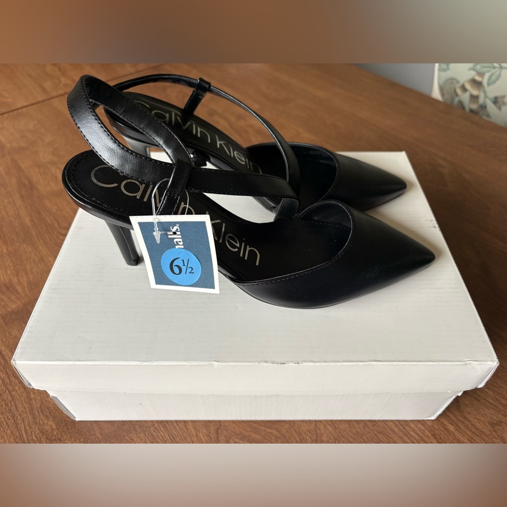 Calvin Klein Black Pointed Slingback Heels - Picture 2 of 7